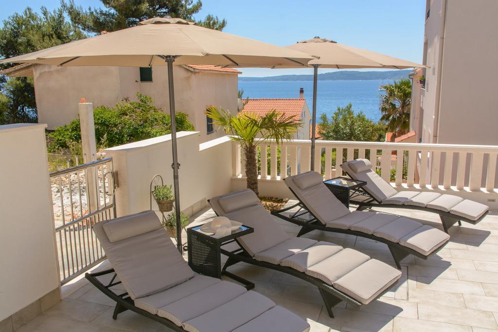 Apartments Villa Atlantis Τρογκίρ Εξωτερικό φωτογραφία