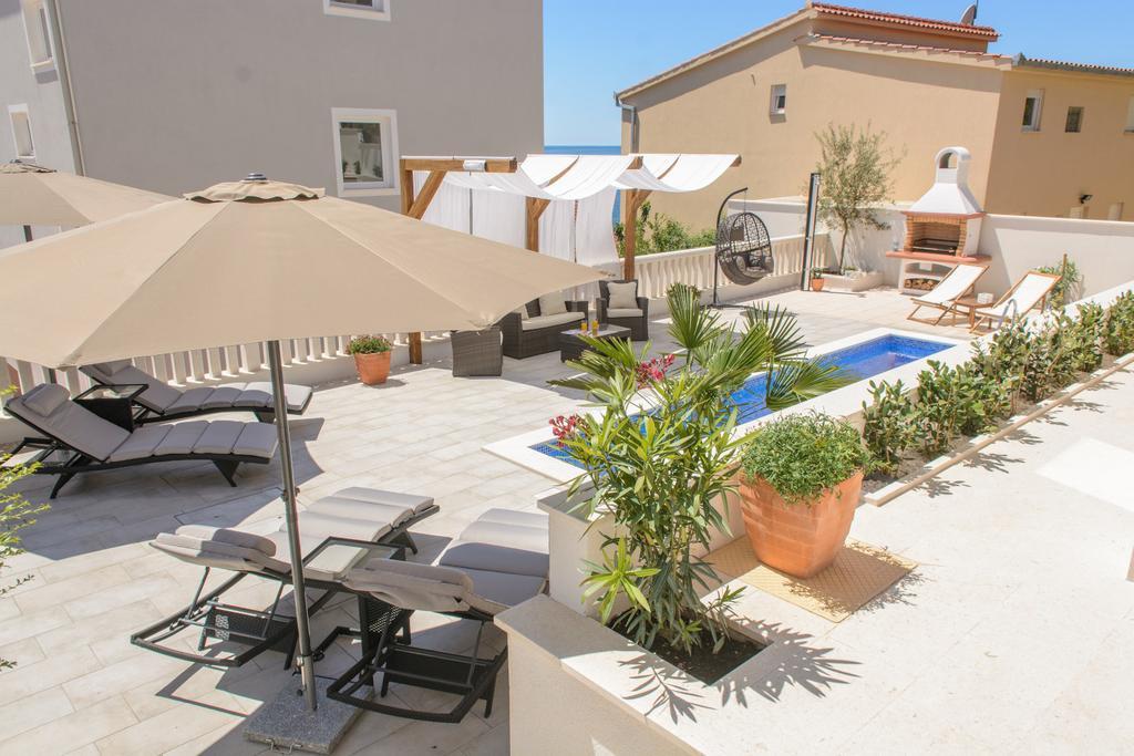 Apartments Villa Atlantis Τρογκίρ Εξωτερικό φωτογραφία