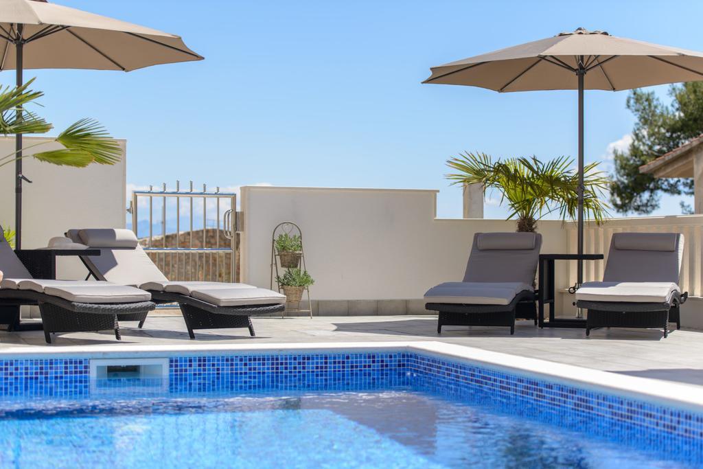Apartments Villa Atlantis Τρογκίρ Εξωτερικό φωτογραφία