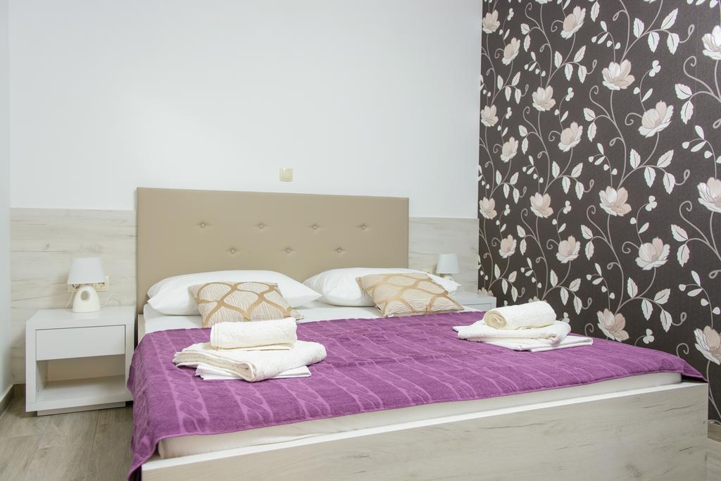 Apartments Villa Atlantis Τρογκίρ Εξωτερικό φωτογραφία