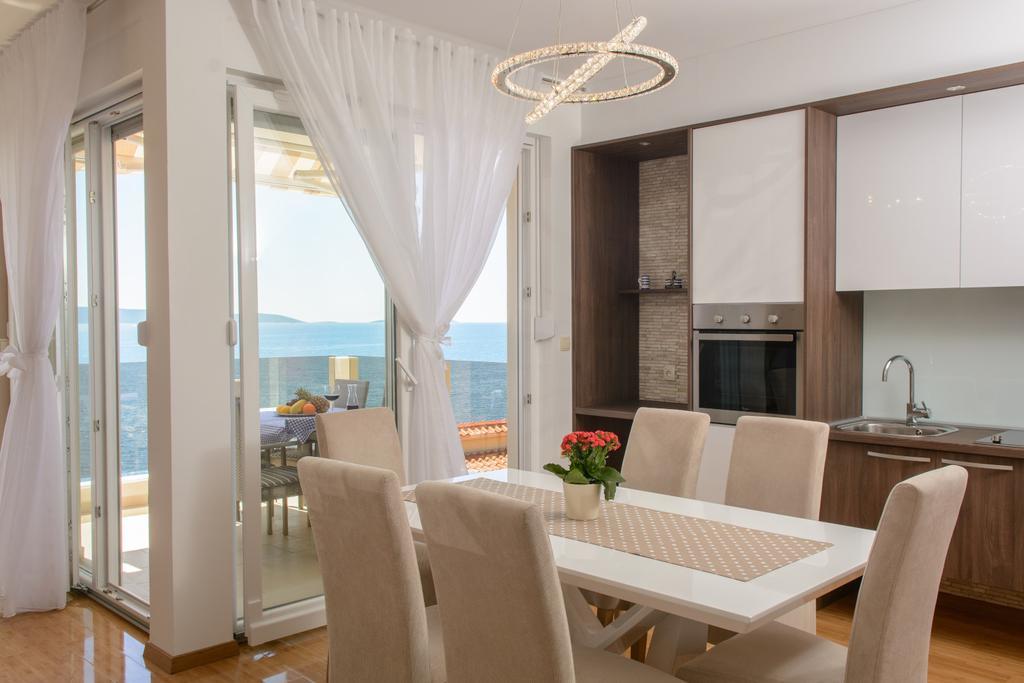 Apartments Villa Atlantis Τρογκίρ Εξωτερικό φωτογραφία